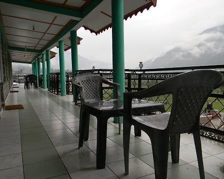 Hotel Him Parvat Маналі Екстер'єр фото